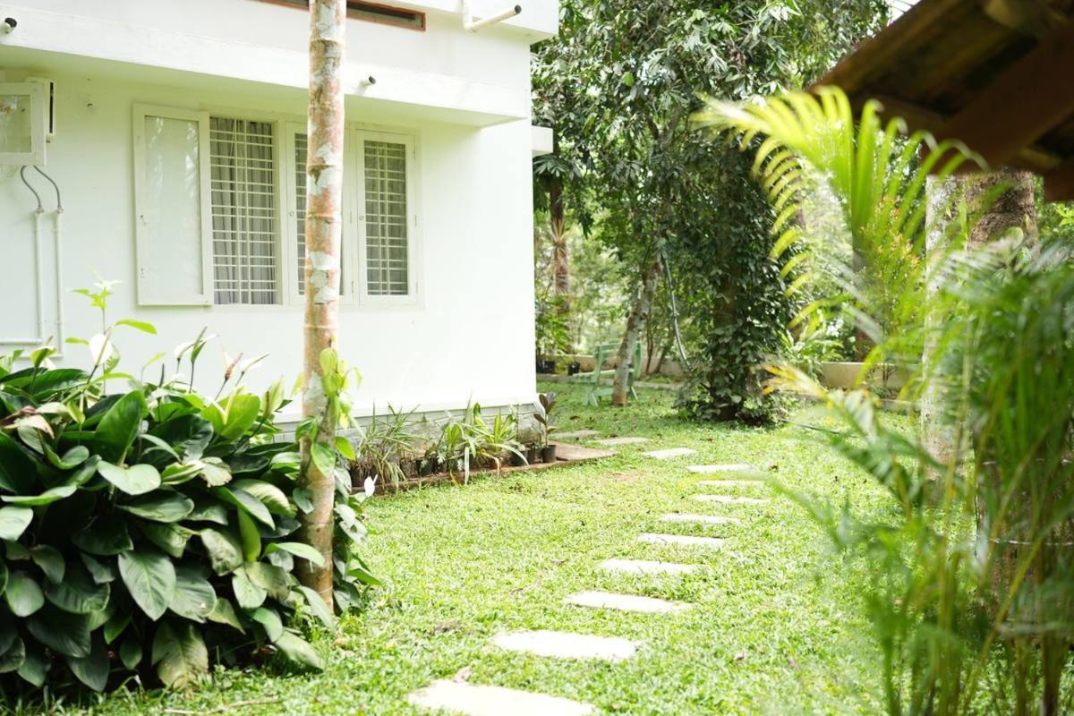 Pool Villa - The Humming Trees, Pala Lālam Kültér fotó